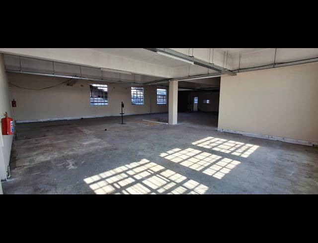 840M² BUILDING FOR SALE IN BENONI SOUTH